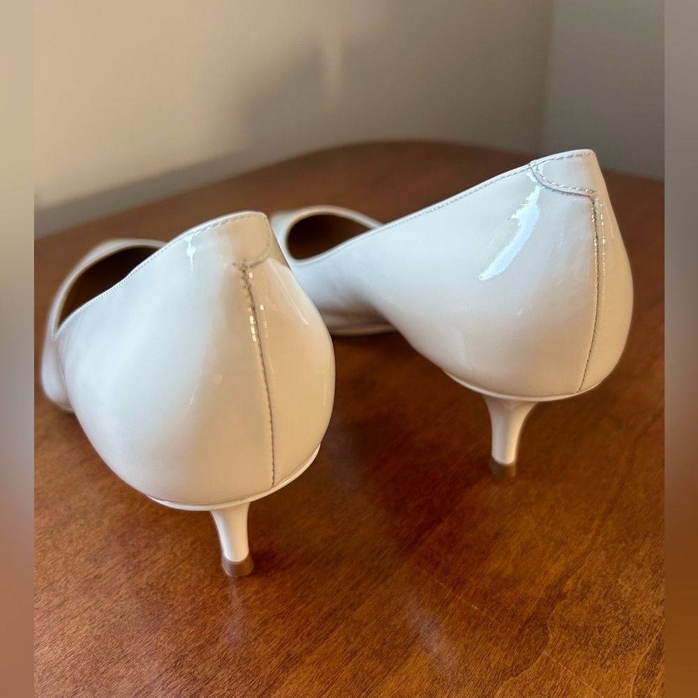 Giuseppe Zanotti Women’s Ivory Patent Leather Pointed Heels Size41/US10-NWOB - Picture 7 of 16